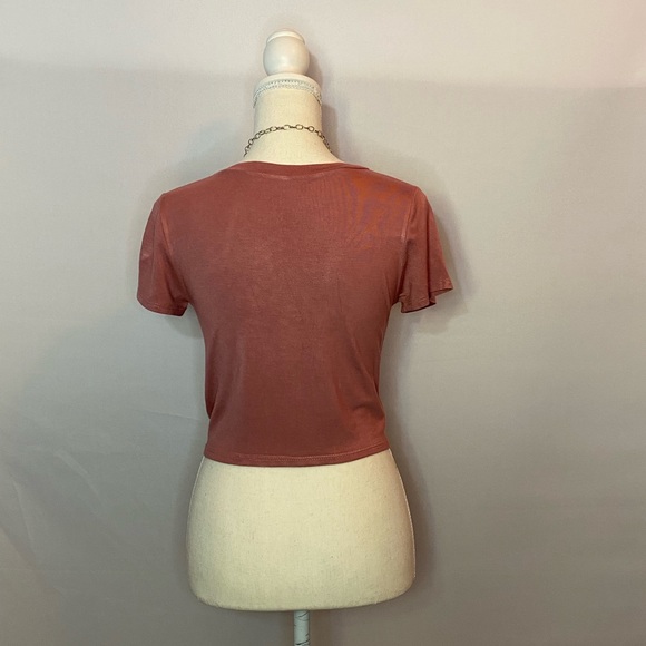 Tops/T-Shirts/Tanks👚 - 2 for $15 or 3 for $20 (Mix & Match) - Picture 2 of 4